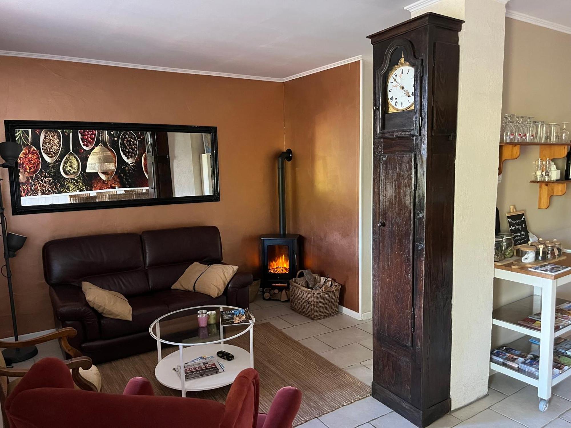La Maison du Chevalier Marat Extérieur photo